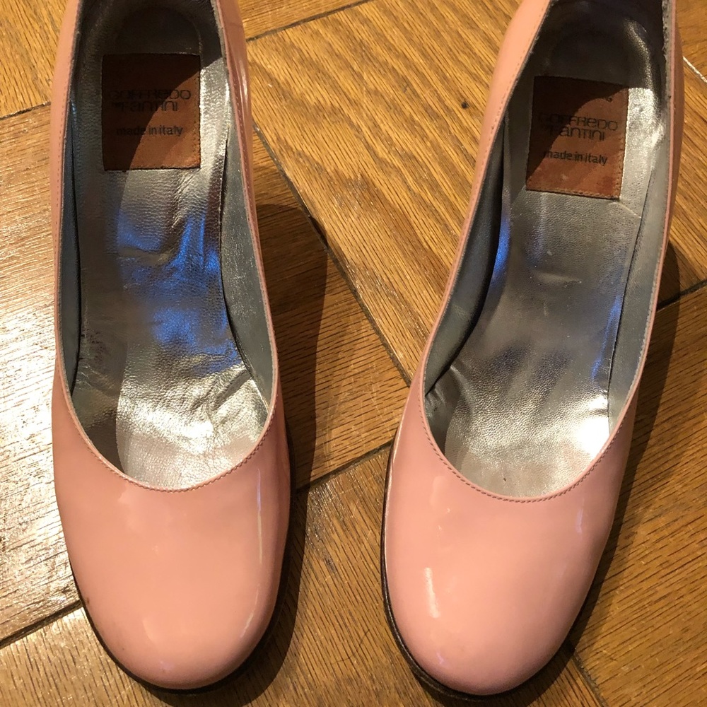 Pink Italy Patent Leather pumps💯✔️